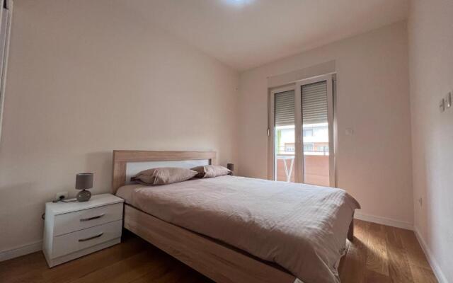 Apartment 79•Central Point