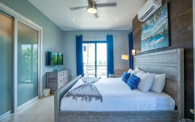 Oceanfront Sunset Gecko Condo - Ground Floor 1A