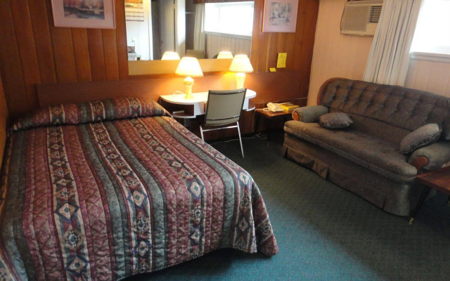 Airport Inn Motel & RV Park