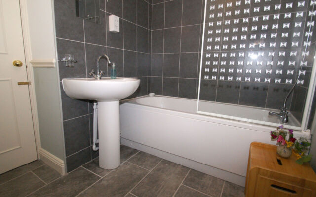 Holmhead Guest House
