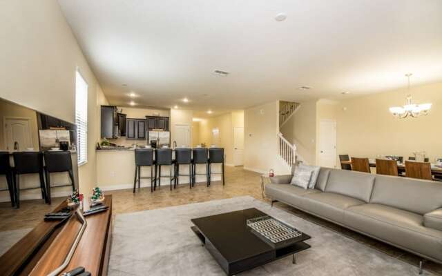 Champions Gate 1417WW