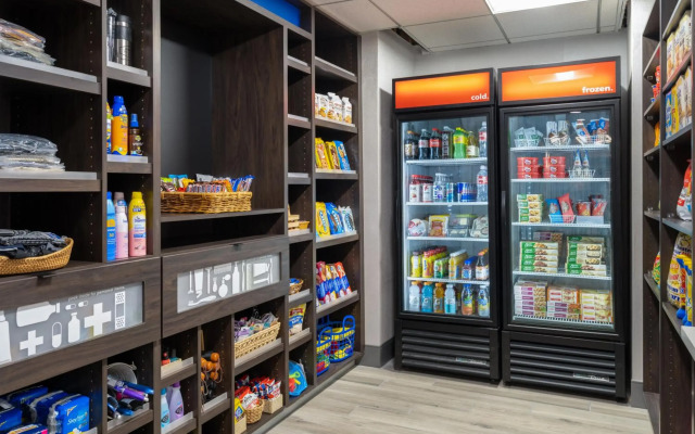 Hampton Inn & Suites Agoura Hills