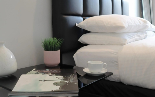 Park Plaza Lodge Hotel