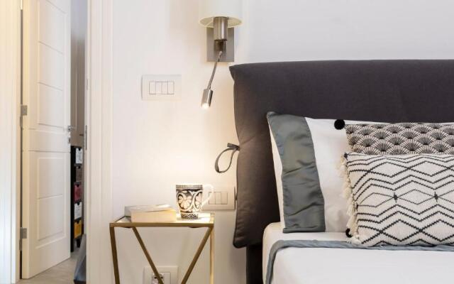 Plum Guide - Paparazzi