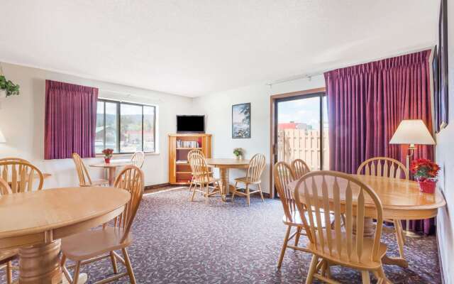 Super 8 by Wyndham Livingston Yellowstone
