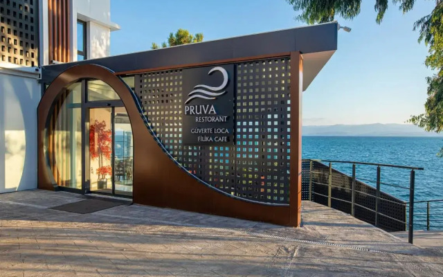 Vira Otel