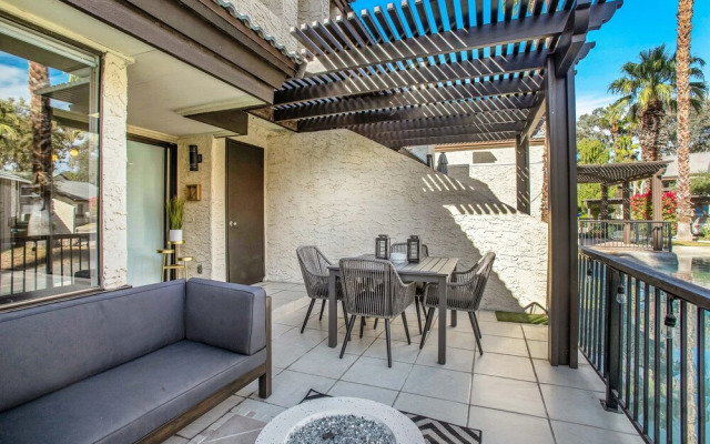 Desert Blue River Retreat