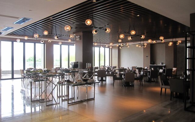 Silverworld Hotel