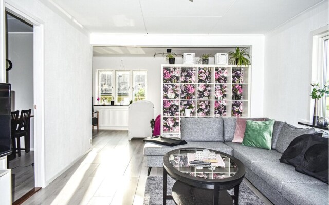Awesome Home in Gärsnäs With Wifi and 2 Bedrooms