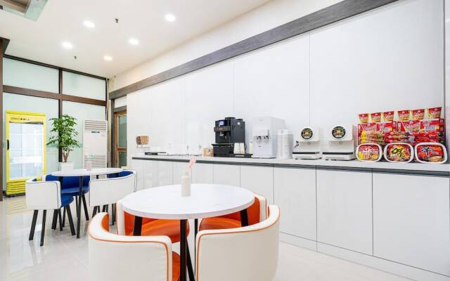 Buan Chaeseokgang Beach Hotel