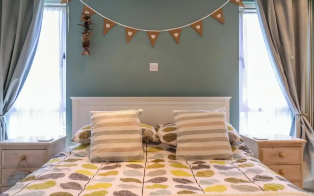 Owls Retreat, Lodge 11