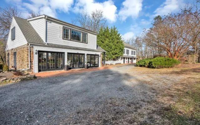 Chimney Hill Estate Inn
