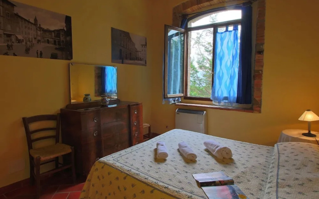 Farmhouse in Umbertide Near Golf Club