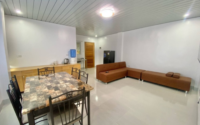 Ferm's Residence B-spacious Apartment With Fast Wifi