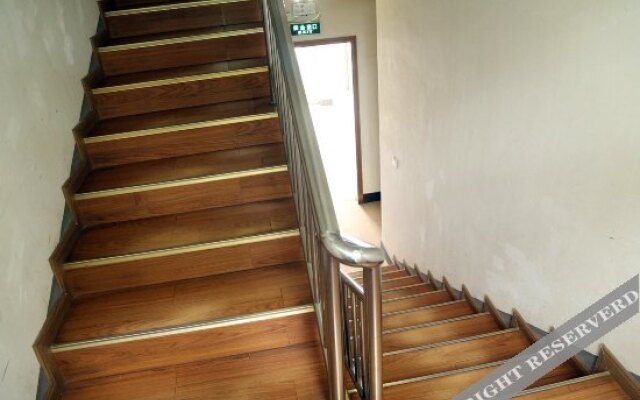 Yuqin Hostel