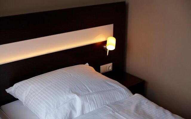 Smart Stay Hotel Berlin City - Hostel