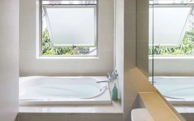 The Tropical Residence Serviced Homestay