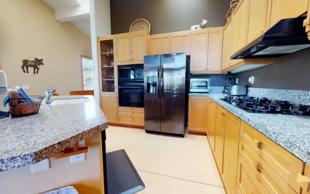 Snowcreek #991 3 Bedroom Condo