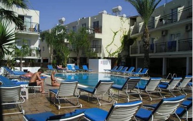 Pavlinia Hotel Apartments