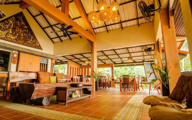 Ao Cho Grandview Hideaway Resort