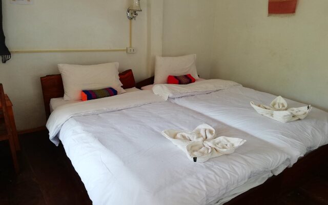 Nam Ou River Lodge