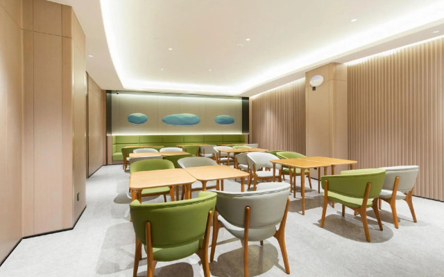 JI Hotel (Baoding Wanbo Square)