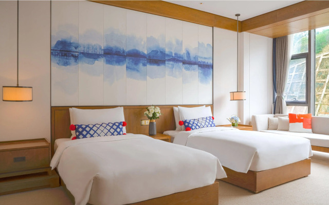 Hotel Indigo Dali Erhai by IHG