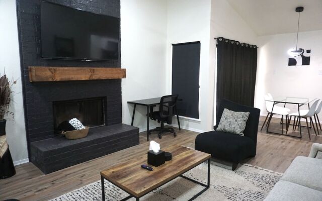 Newly Updated Cozy Home