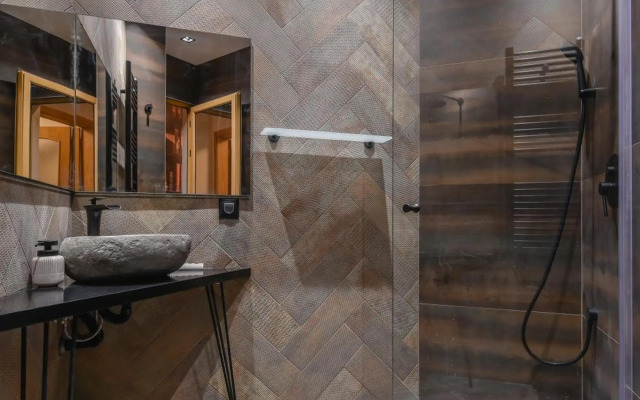 Sofia Dream Apartment - The Library - 3-BDR, 2-BTHR