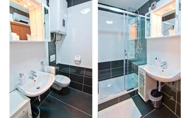 Luxury Old Town Suites