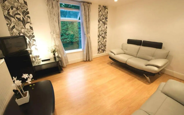 La Suisse Serviced Apartments