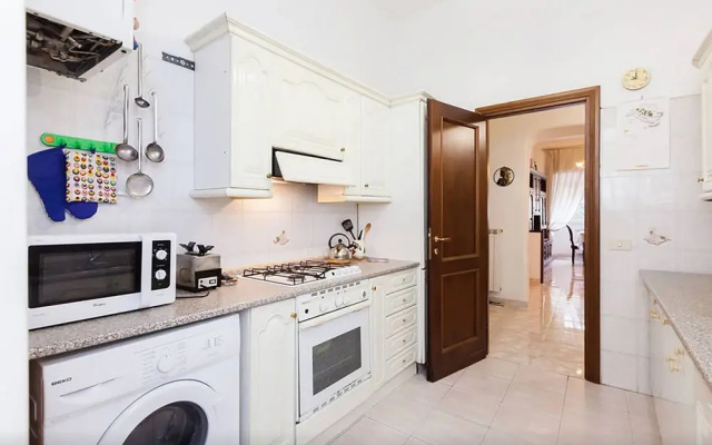 Caterina Embassy Apartment