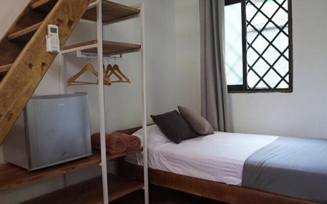 Surf & Yoga Lodge Santa Teresa