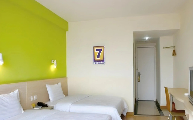 GreenTree Inn ZHejiang JInhua Yiwu International Commercial City Changchun Accesory Street Shell Hot