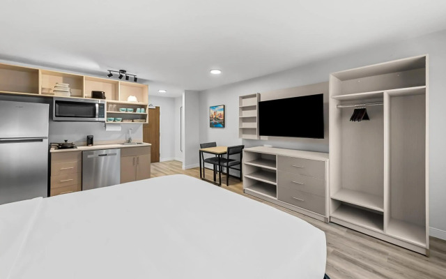 MainStay Suites Columbus North – Worthington