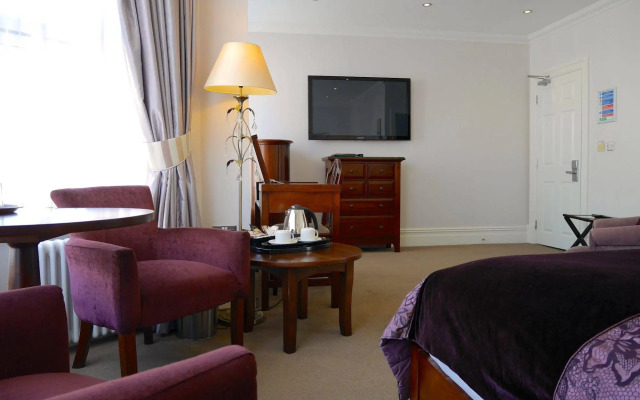 Redstone Guest House