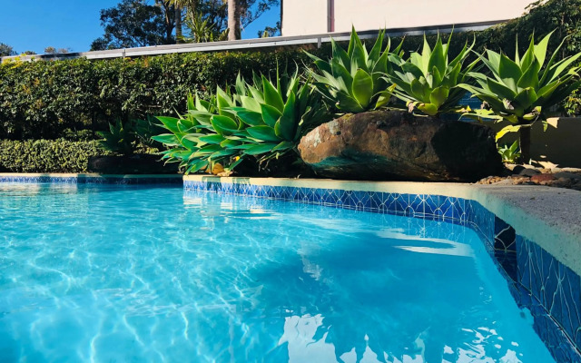 Checkers Resort & Conference Centre