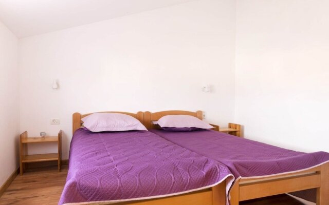 Apartments Ana Pula / Exclusive two Bedroom A5