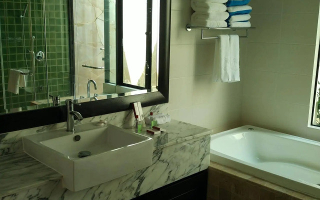 Sabah Beach Villas & Suites