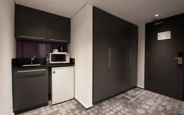35 Rooms