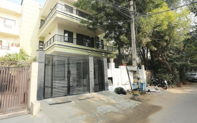 OYO 27674 Dhairya Residency