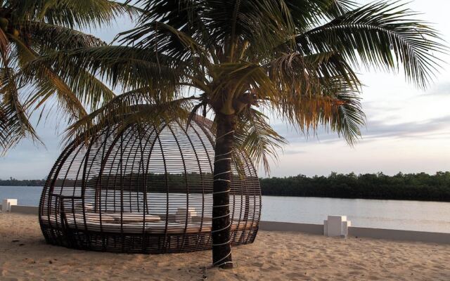 Castle Bayview Resort & Spa