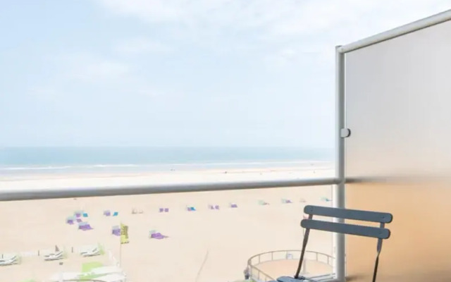 Sea View Apartment in Ostend With Terrace