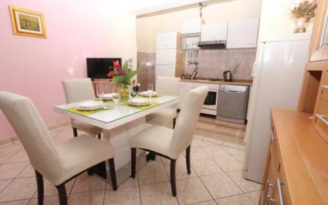 Apartment Dragan