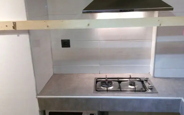 Center Apartment With Private Yard D11
