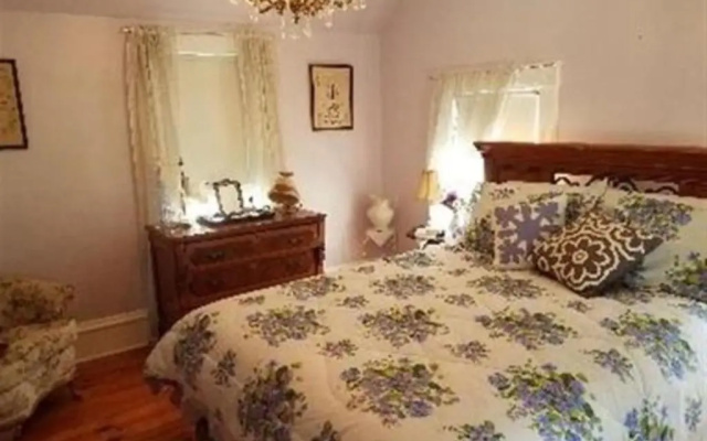 Dragonfly Bed and Breakfast