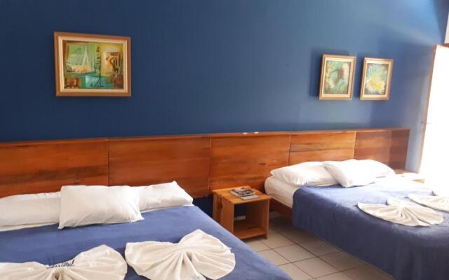 Serrazul Praia Hotel