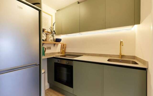 The North Notting Hill Crib Bright 1bdr Flat