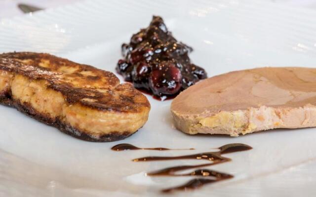 Logis Hotel De La Poste - Tence