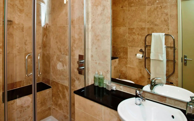 Cobo Bay Hotel
